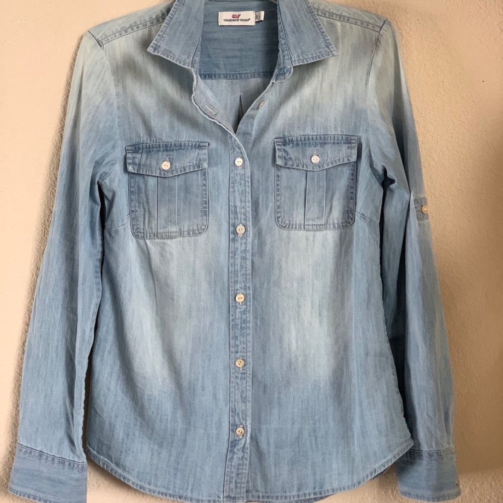 Vineyard Vines Classic Button Down Shirt